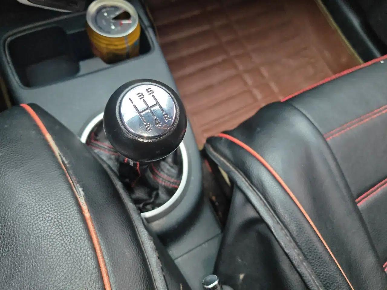 Suzuki SX4 2013 1.6L Manual CoolRide Model — миниатюра 15