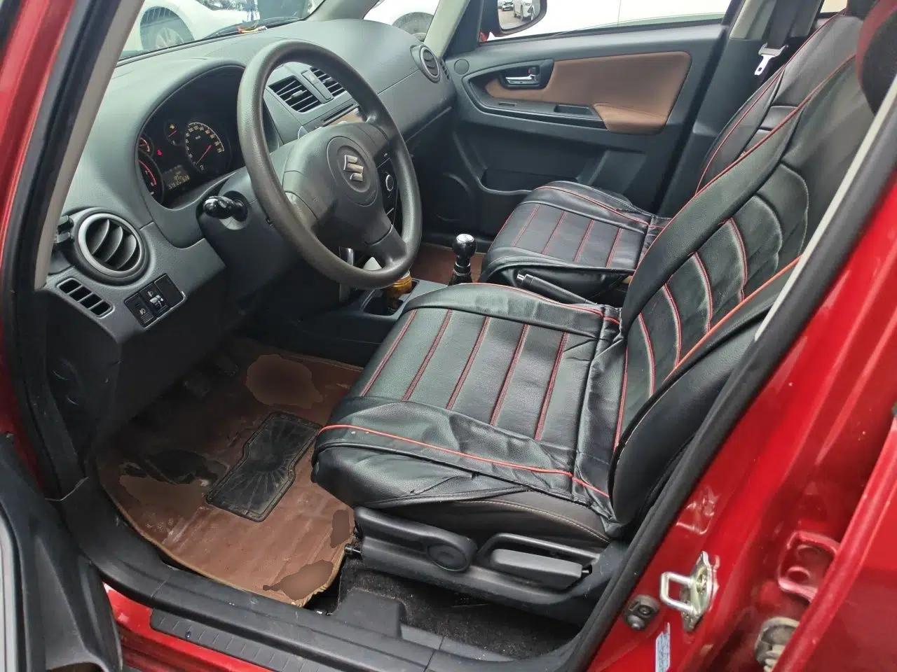 Suzuki SX4 2013 1.6L Manual CoolRide Model — миниатюра 16