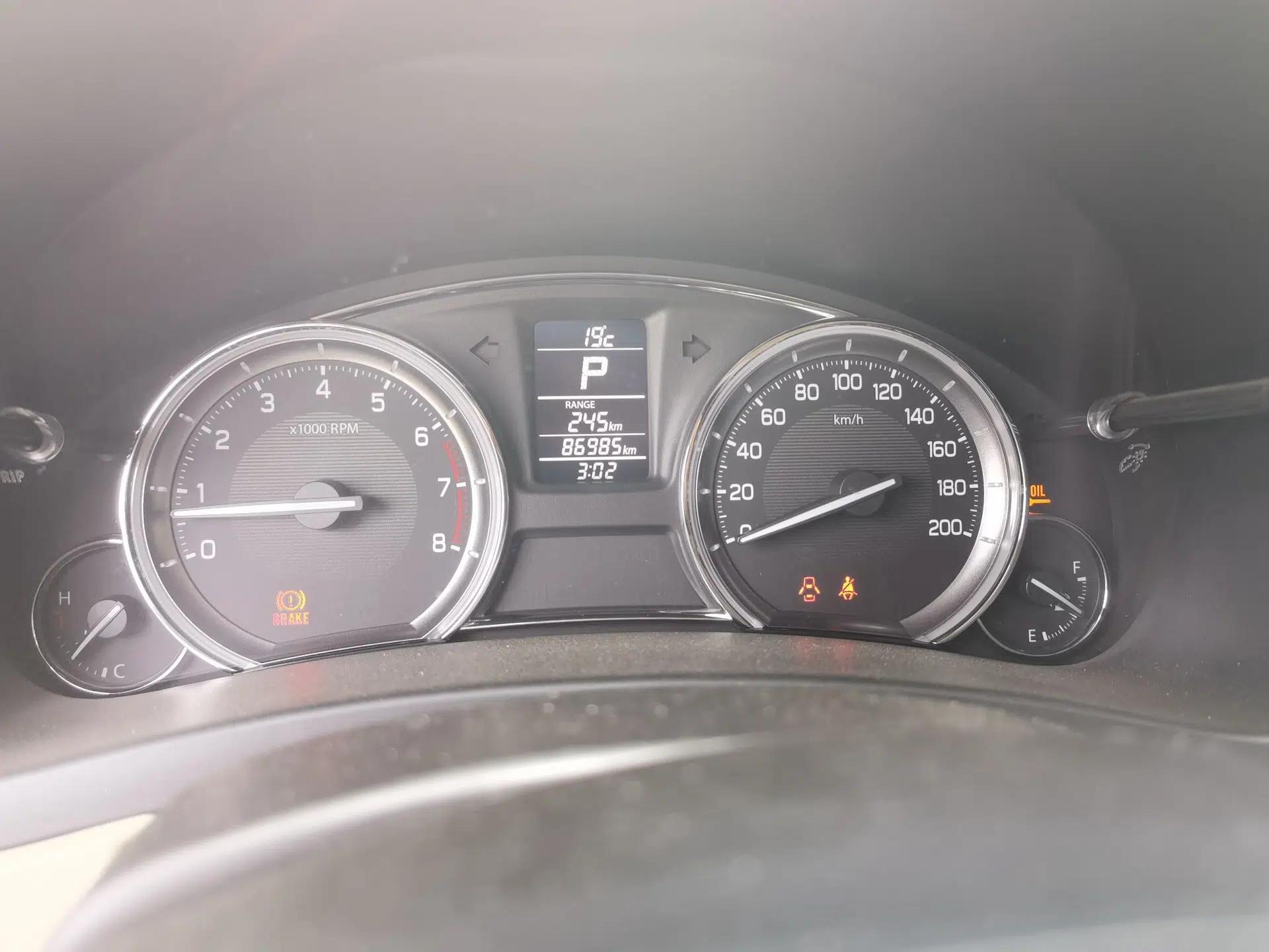 Suzuki Alivio 2015 1.6L Automatic Comfort Model — миниатюра 8