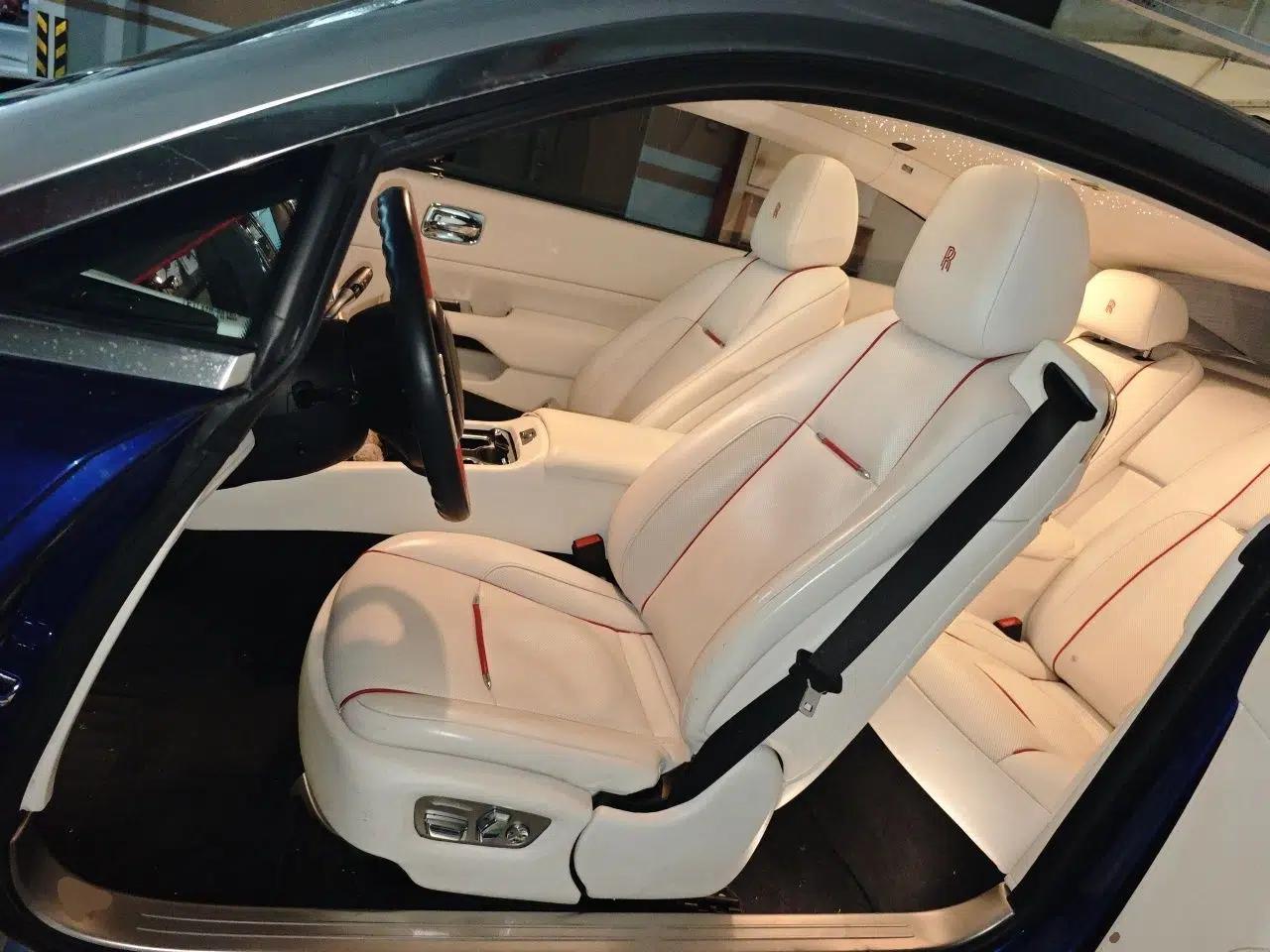 Rolls-Royce Wraith 2017 6.6T Black Badge Edition — миниатюра 17