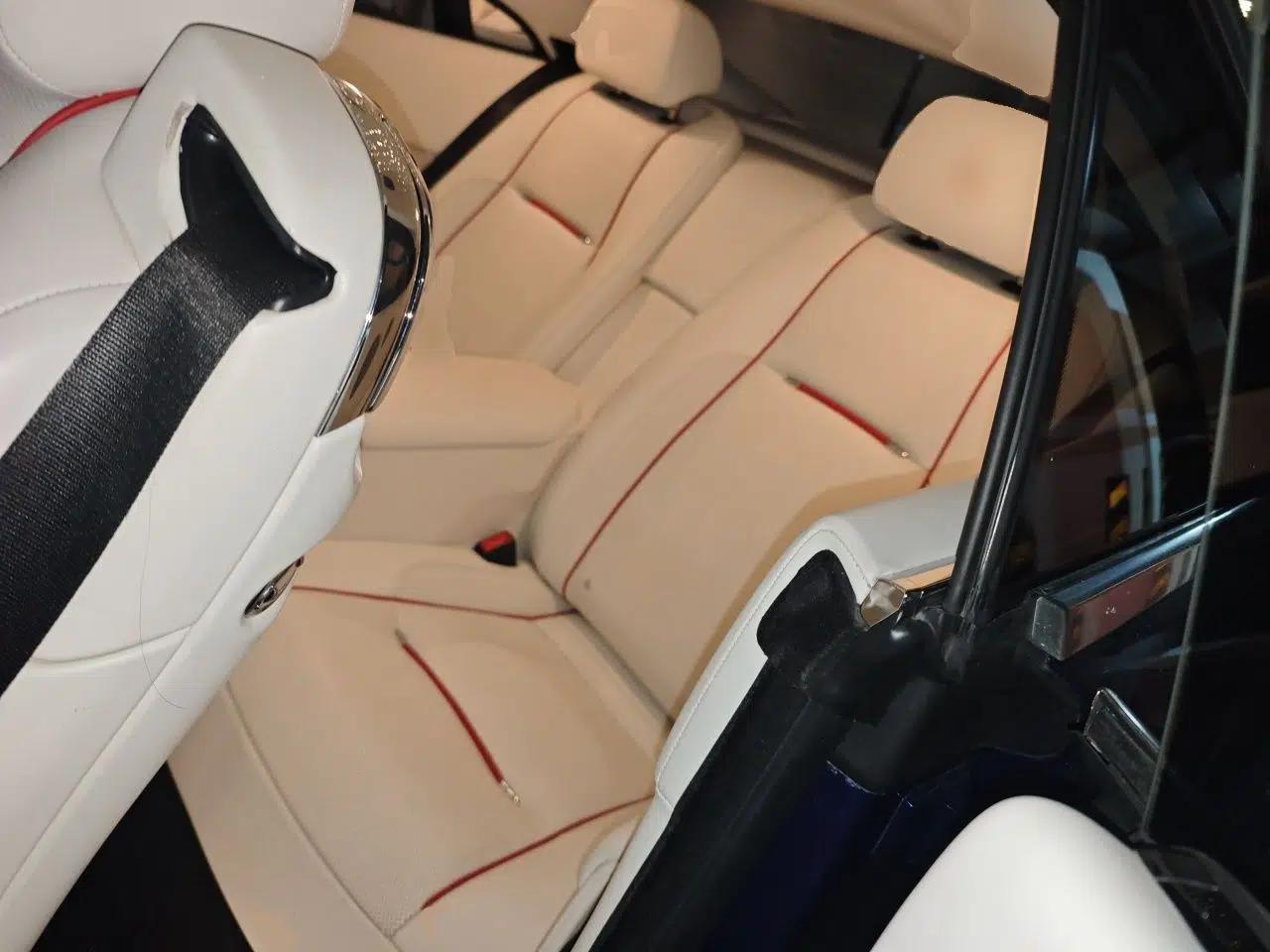 Rolls-Royce Wraith 2017 6.6T Black Badge Edition — миниатюра 18