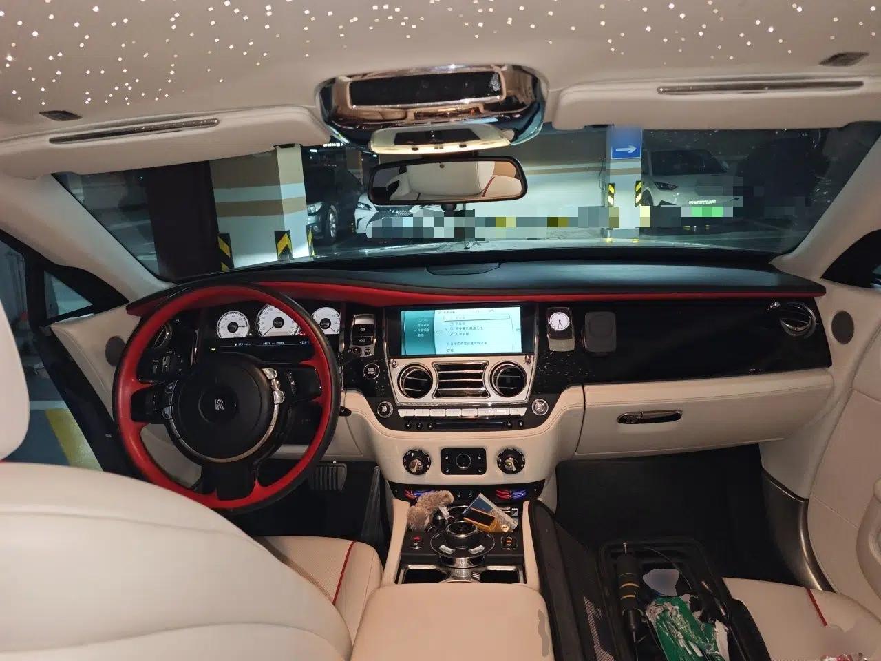 Rolls-Royce Wraith 2017 6.6T Black Badge Edition — миниатюра 10