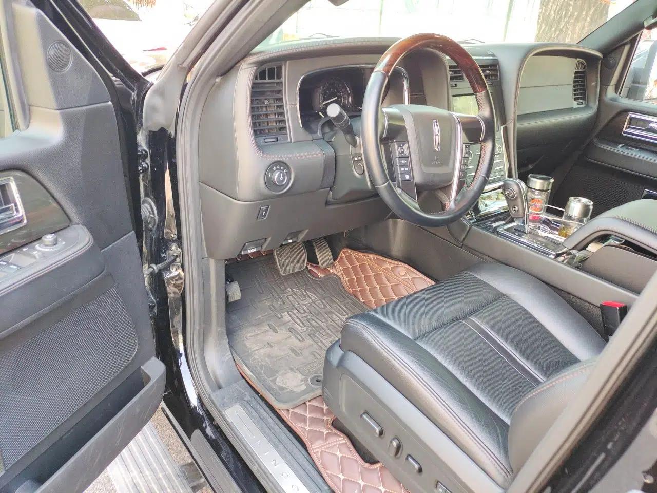 Lincoln Navigator 2017 3.5T AWD — миниатюра 17