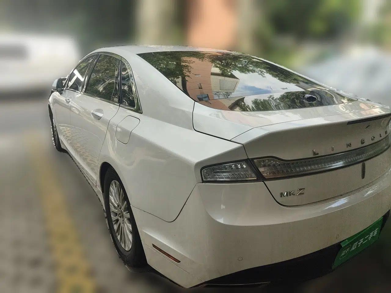 Lincoln MKZ 2014 2.0T Luxury Edition — миниатюра 4