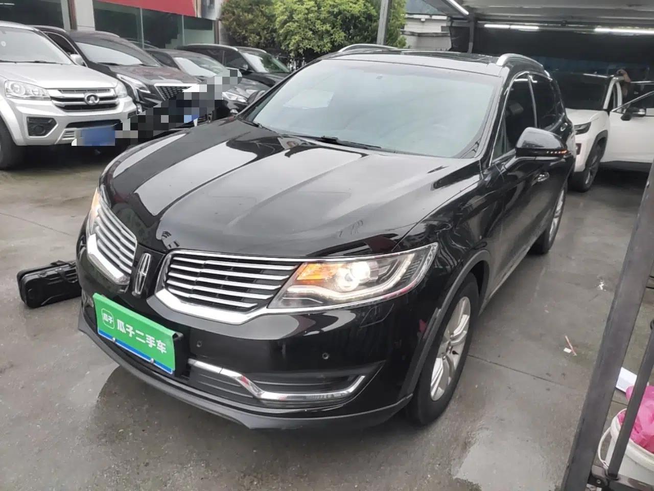 Lincoln MKX 2017 2.0T Two-Wheel Drive Deluxe Edition — миниатюра 1