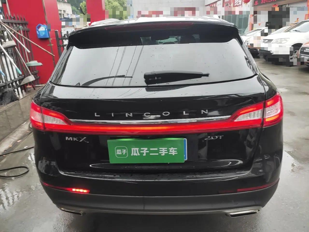 Lincoln MKX 2017 2.0T Two-Wheel Drive Deluxe Edition — миниатюра 5