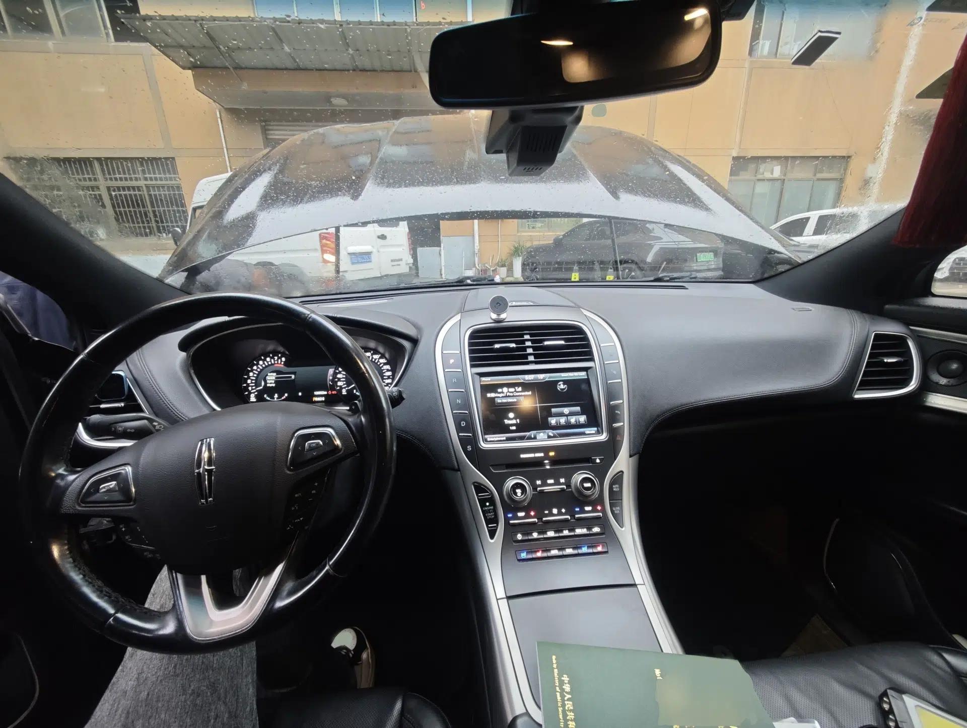 Lincoln MKX 2015 2.0T Four-Wheel Drive Luxury Edition — миниатюра 18