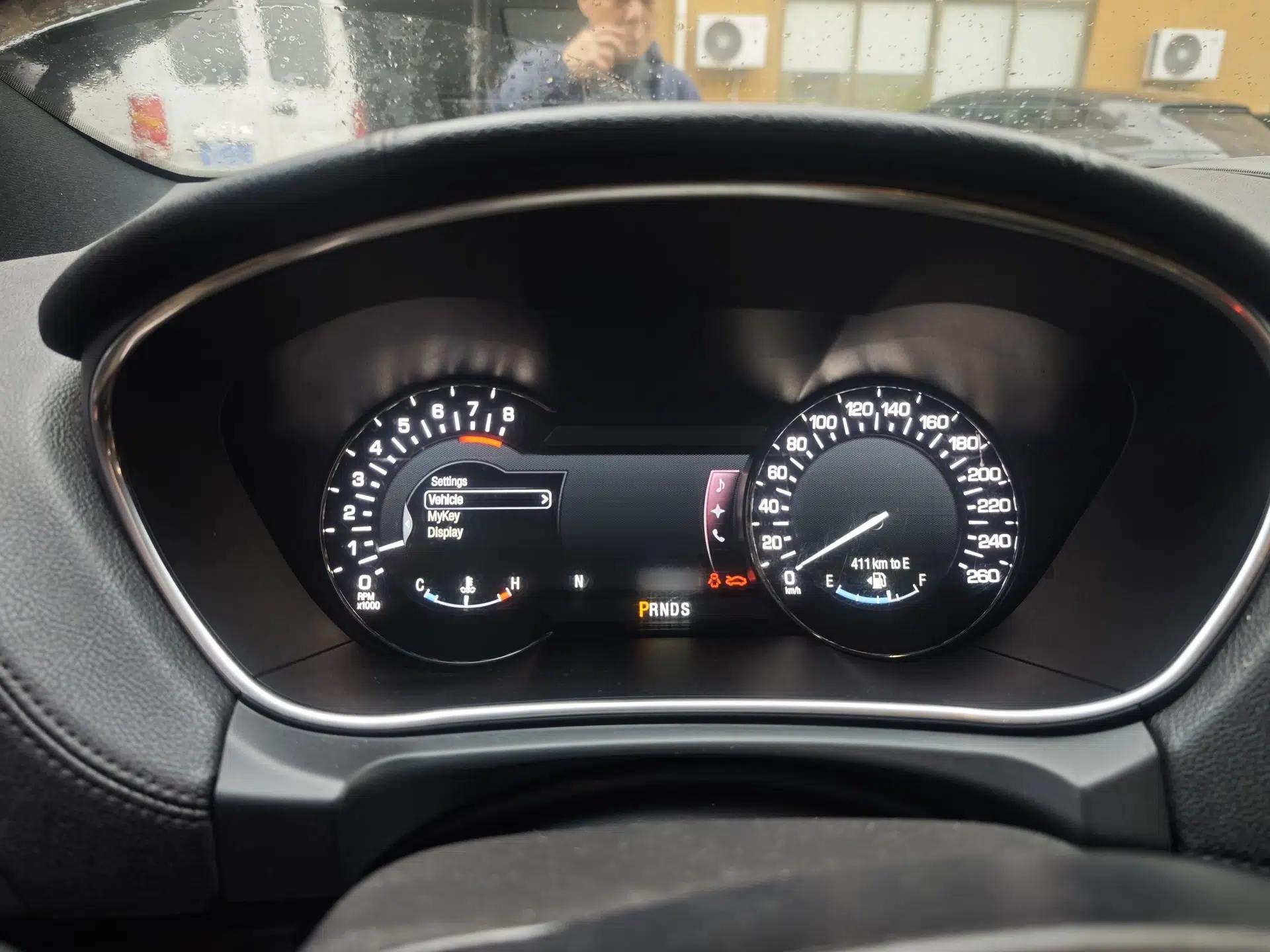 Lincoln MKX 2015 2.0T Four-Wheel Drive Luxury Edition — миниатюра 10