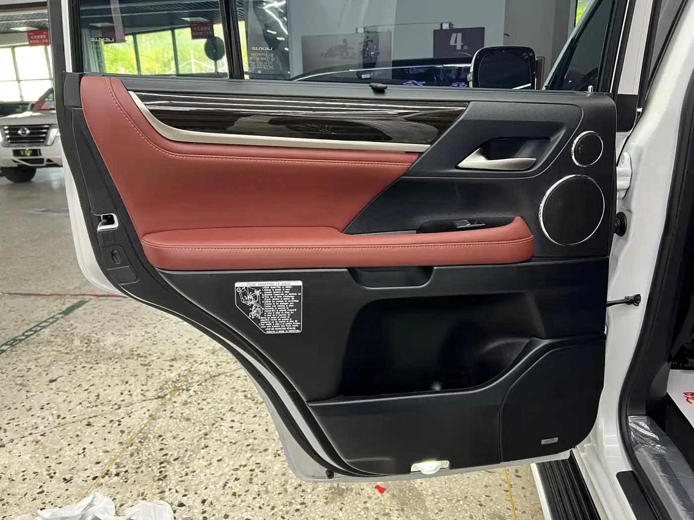 2019 Lexus LX 570 US Spec — миниатюра 20