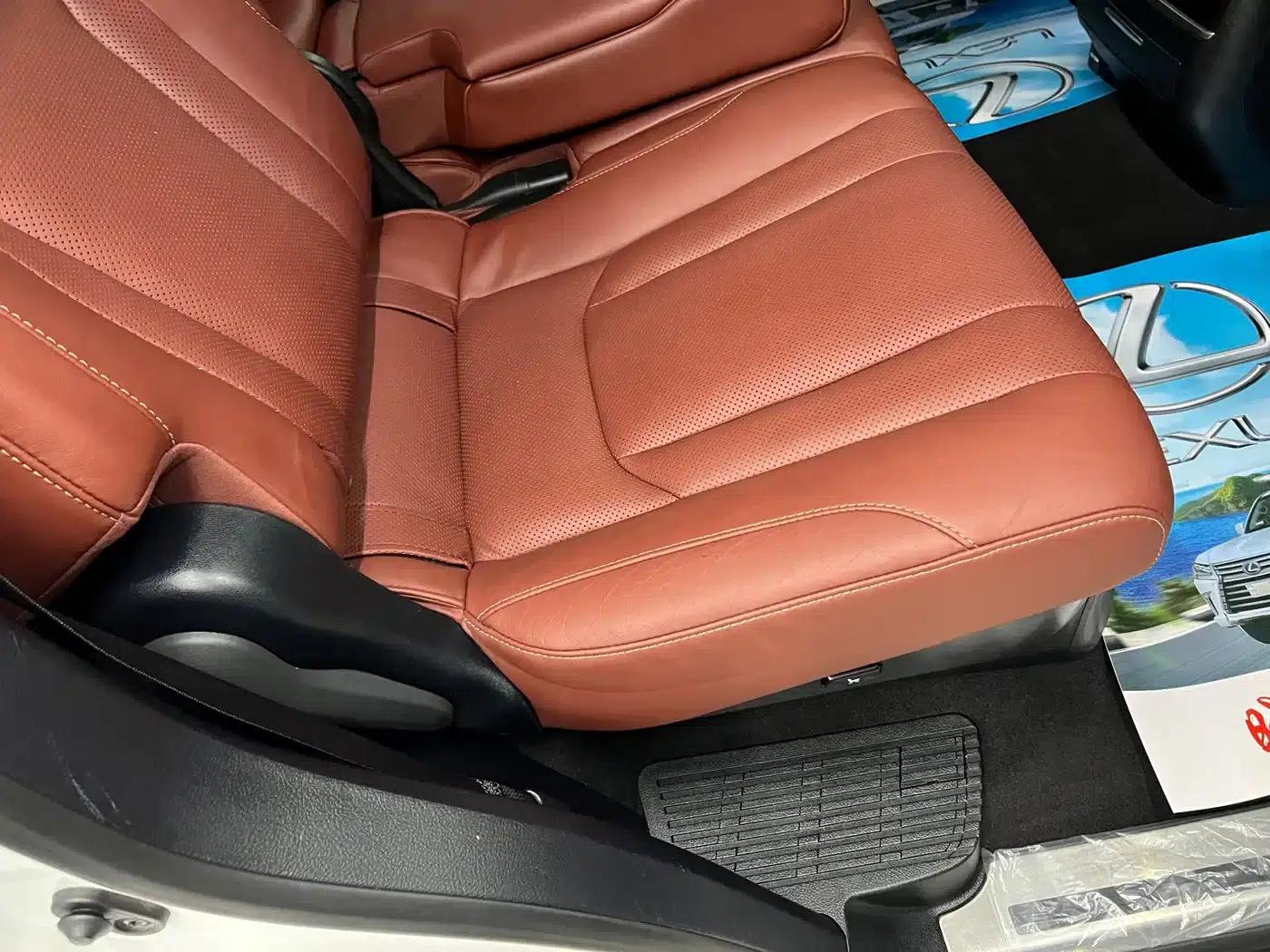 2019 Lexus LX 570 US Spec — миниатюра 25