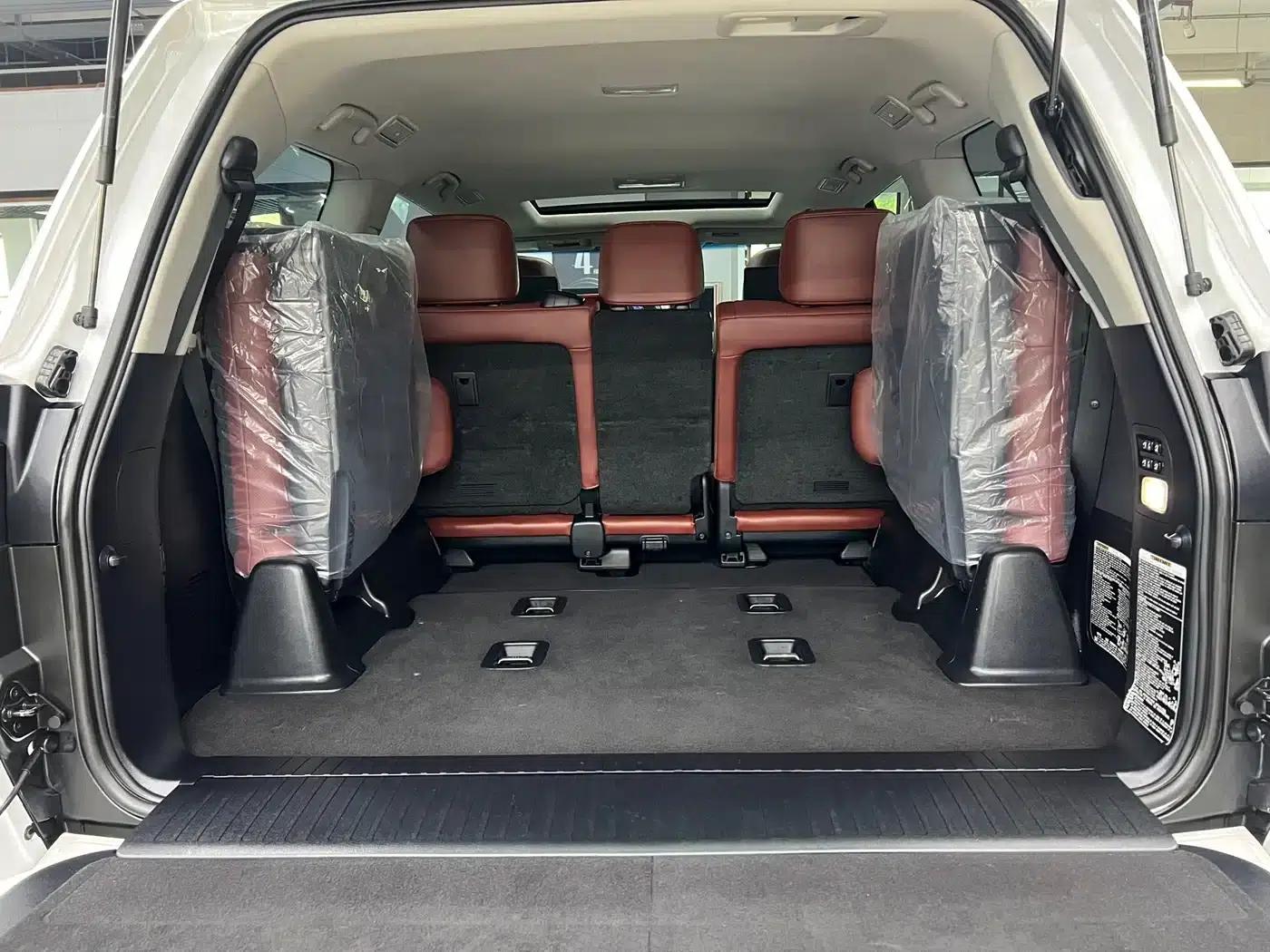 2019 Lexus LX 570 US Spec — миниатюра 6