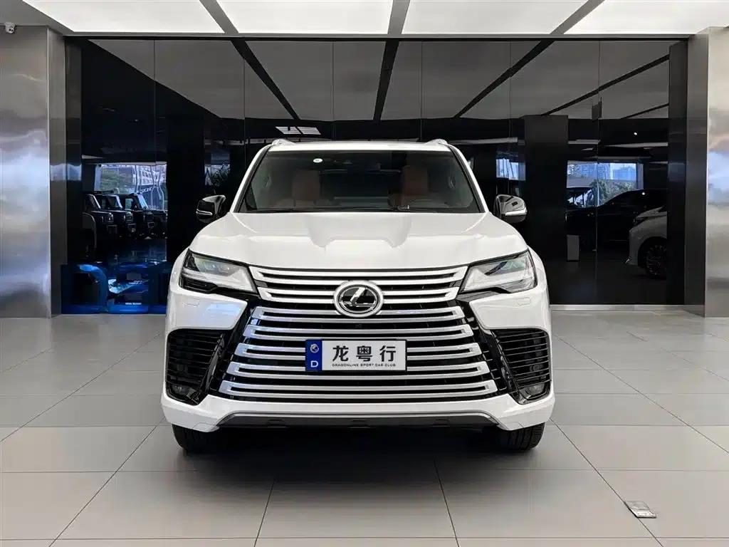 Lexus LX 2023 600 Four-Seat Version — миниатюра 2