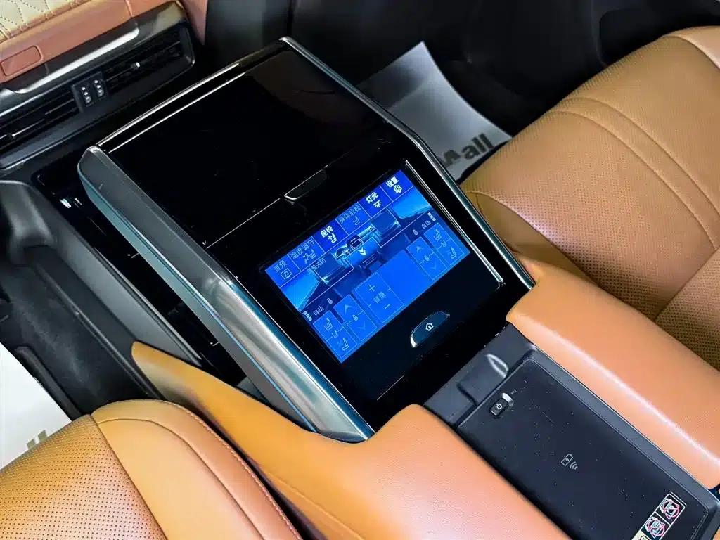Lexus LX 2023 600 Four-Seat Version — миниатюра 13