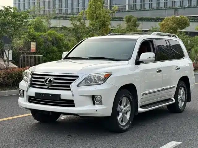 Lexus LX 2013 570