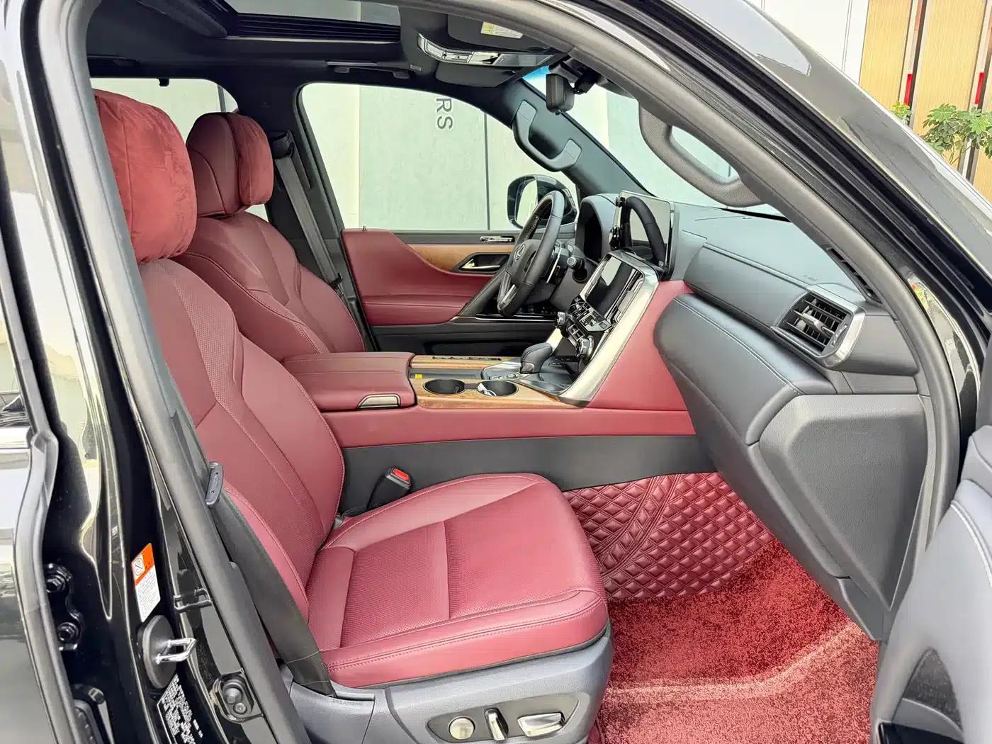 Lexus LX 2025 700h Territory Edition — миниатюра 10