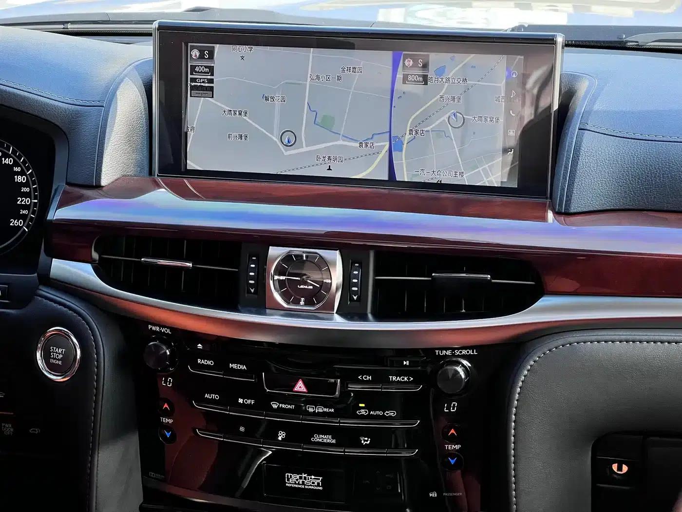 2016 Lexus LX 570 Premium Luxury Edition — миниатюра 8