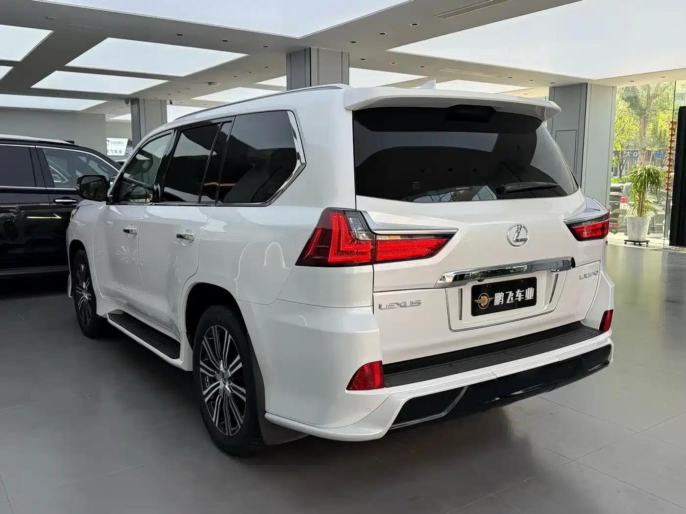 Lexus LX 2019 570 Pinnacle Edition — миниатюра 22