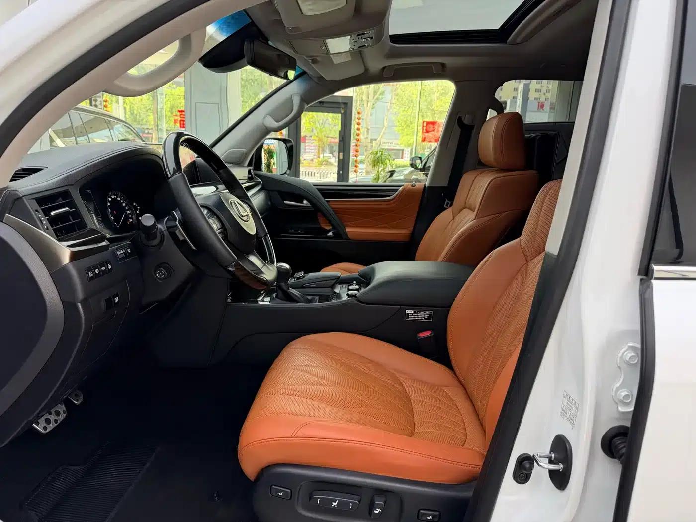 Lexus LX 2019 570 Pinnacle Edition — миниатюра 4