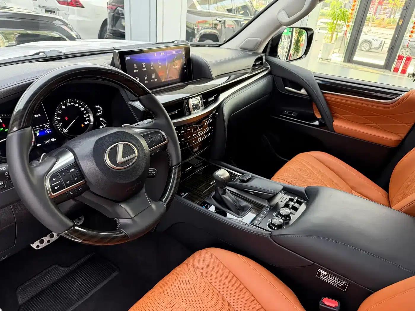 Lexus LX 2019 570 Pinnacle Edition — миниатюра 6