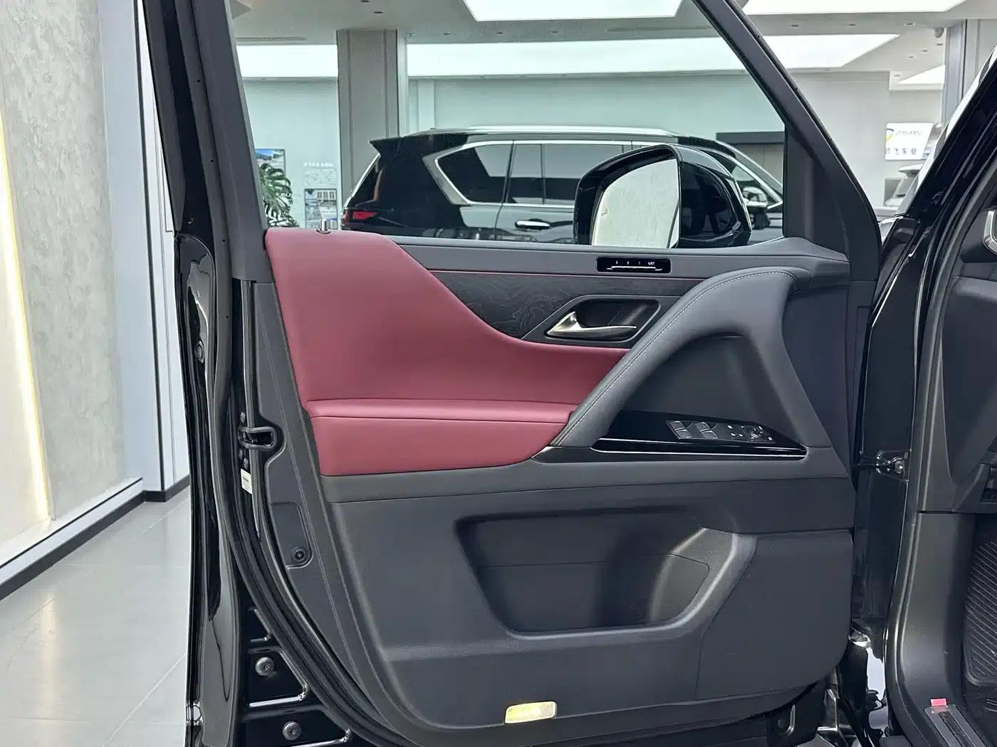 2023 Lexus LX 600 US Spec — миниатюра 17