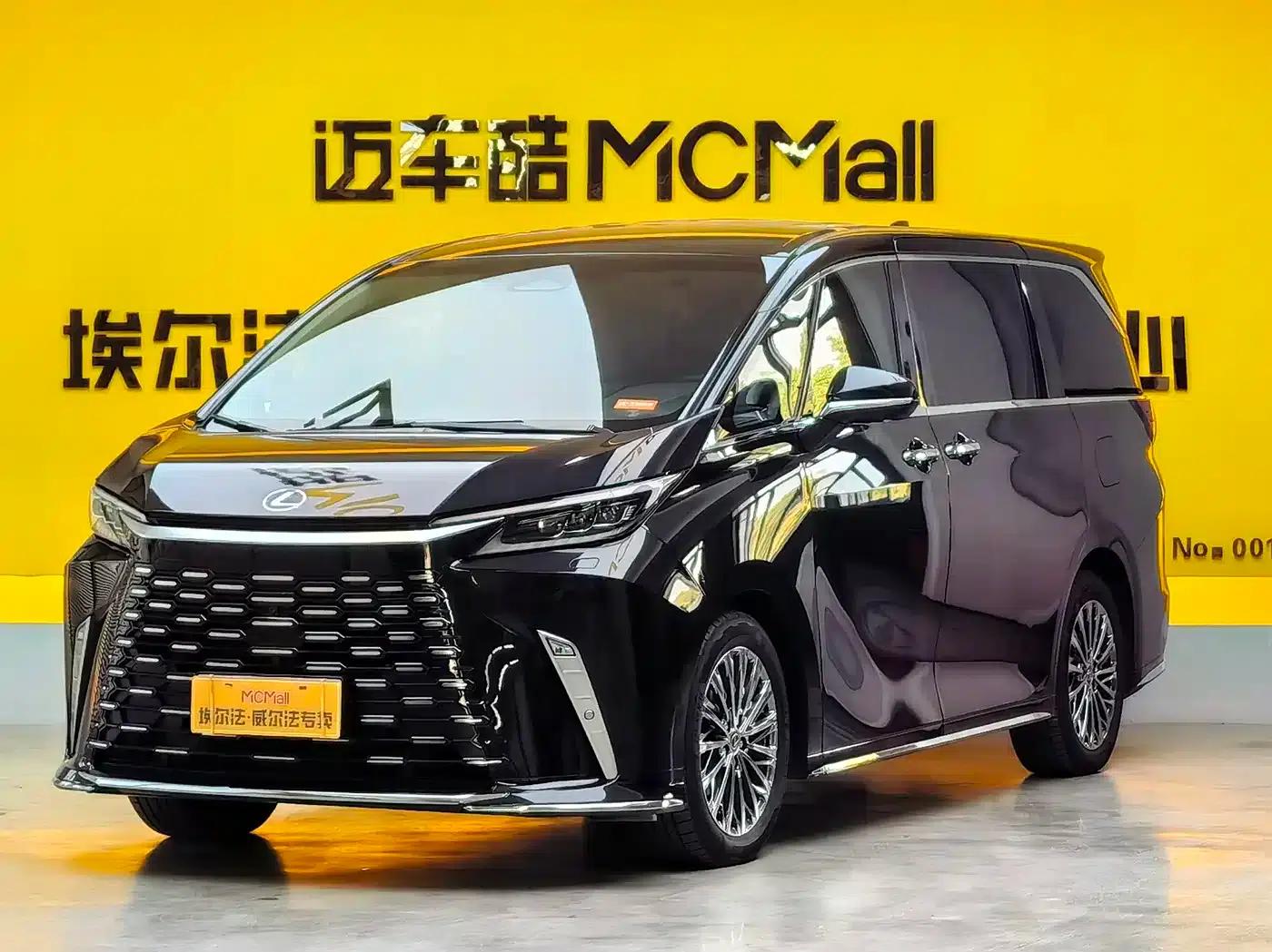 Lexus LM 2025 500h Six-Seat Premium Edition — миниатюра 1