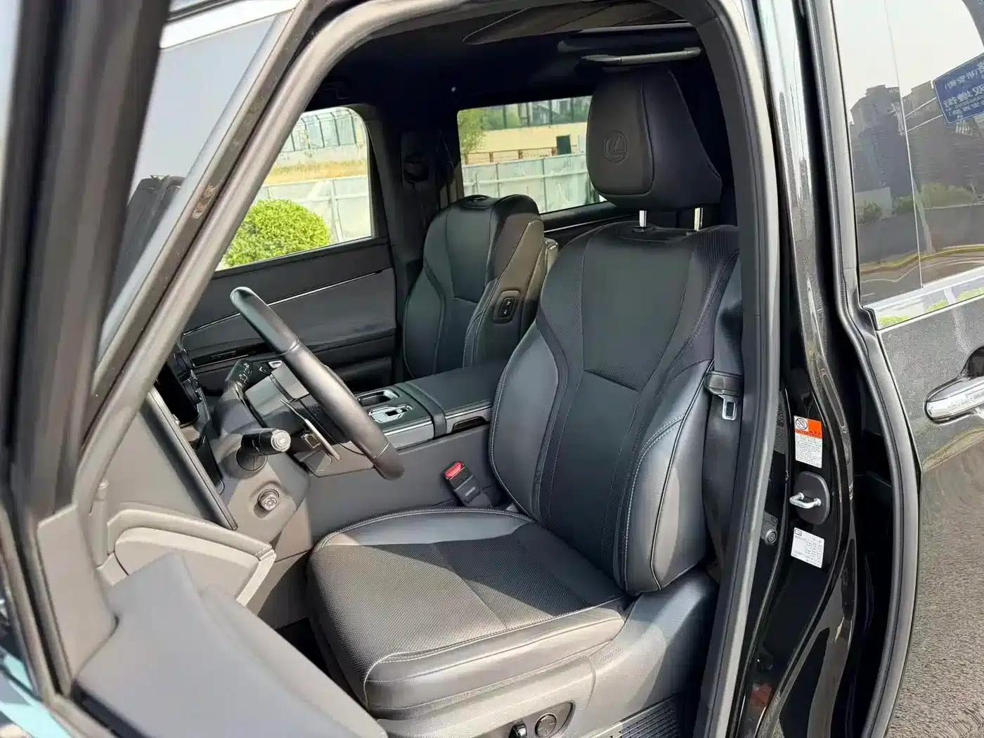 Lexus LM 2023 350h 7-Seat Elegant Edition — миниатюра 11