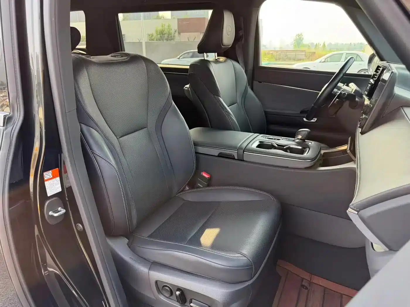 Lexus LM 2023 350h 7-Seat Elegant Edition — миниатюра 19