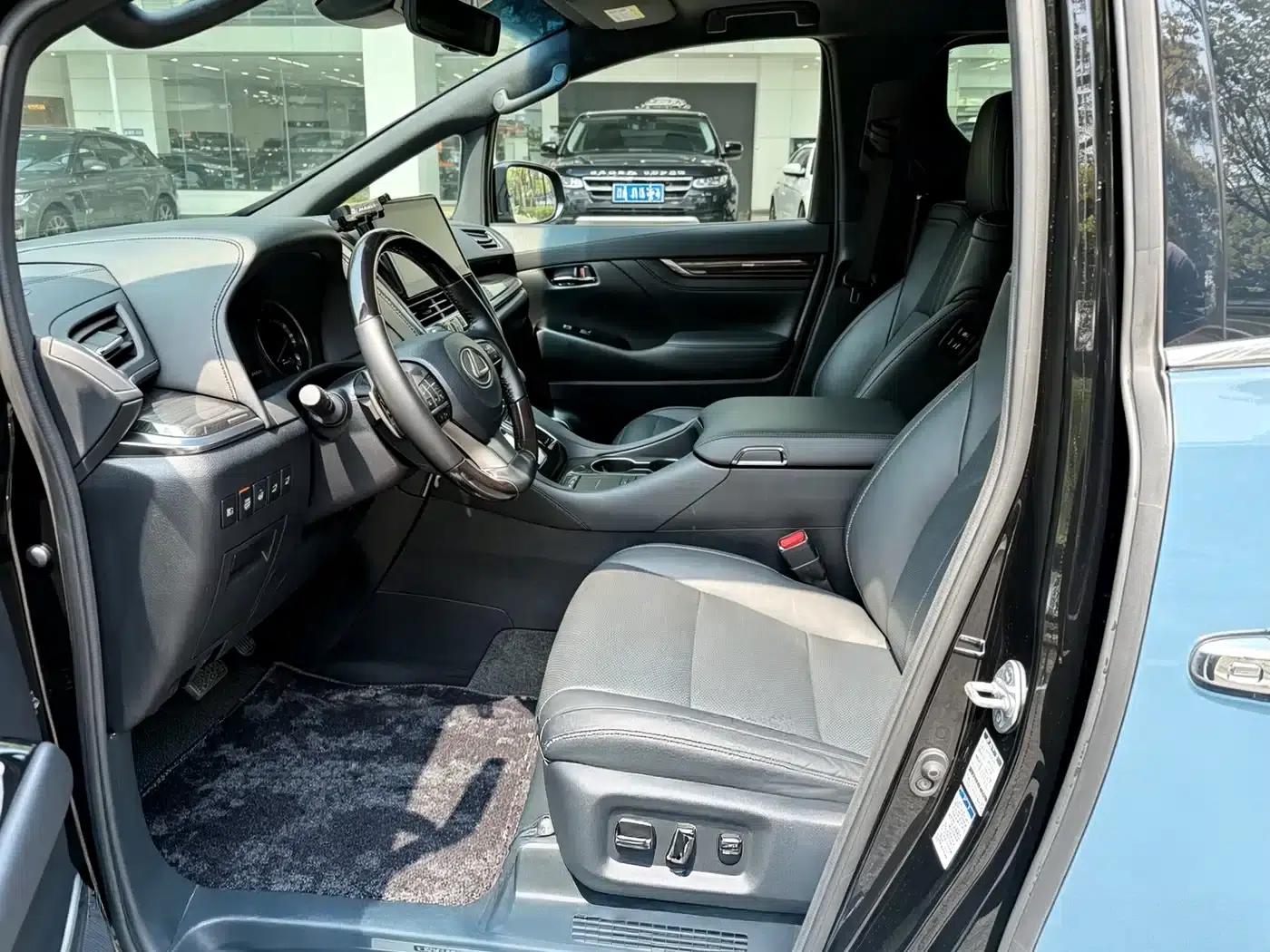 Lexus LM 2020 300h 7-Seat Elegant Edition — миниатюра 8