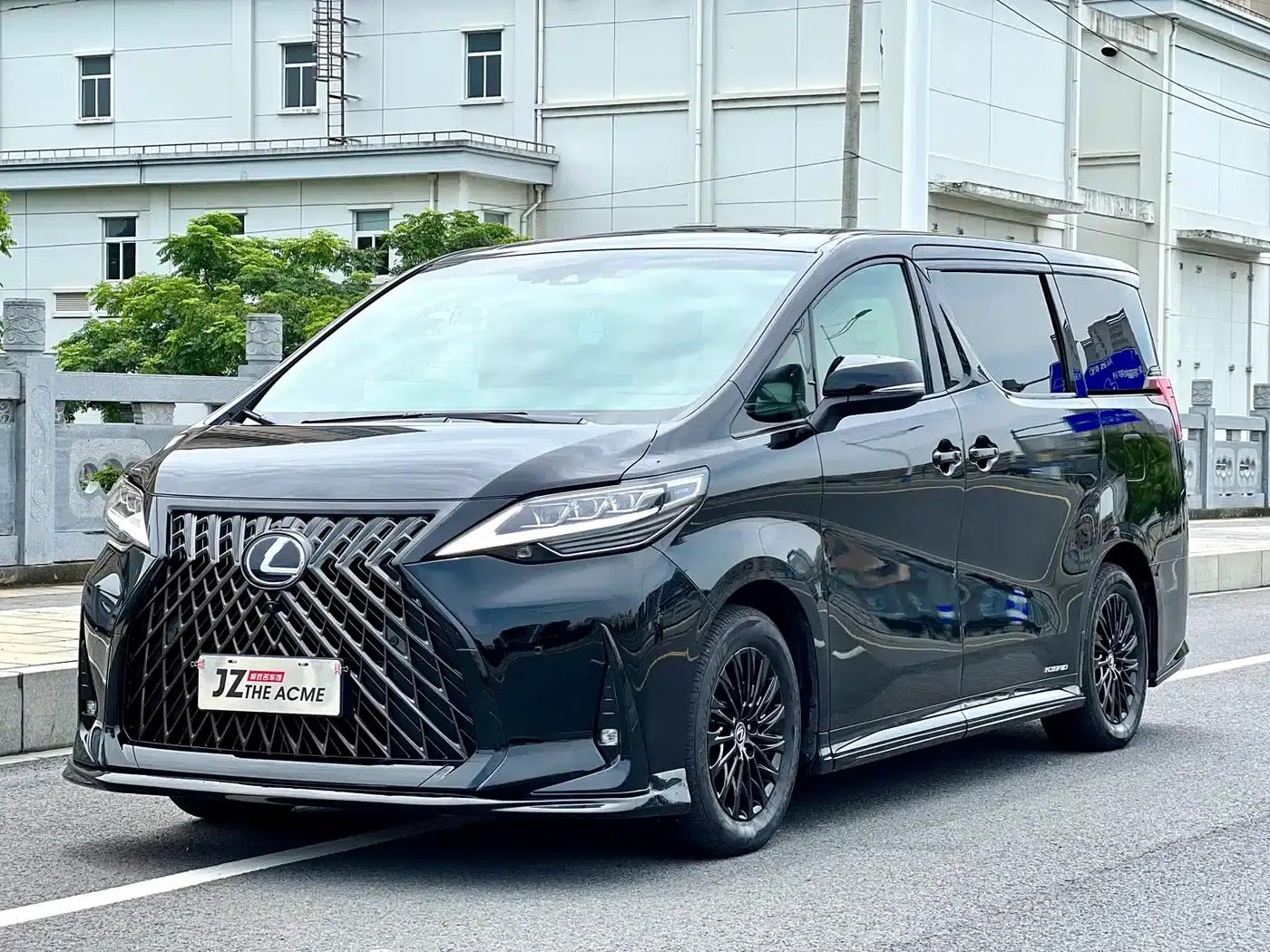 Lexus LM 2020 300h 7-Seat Elegant Edition — миниатюра 1