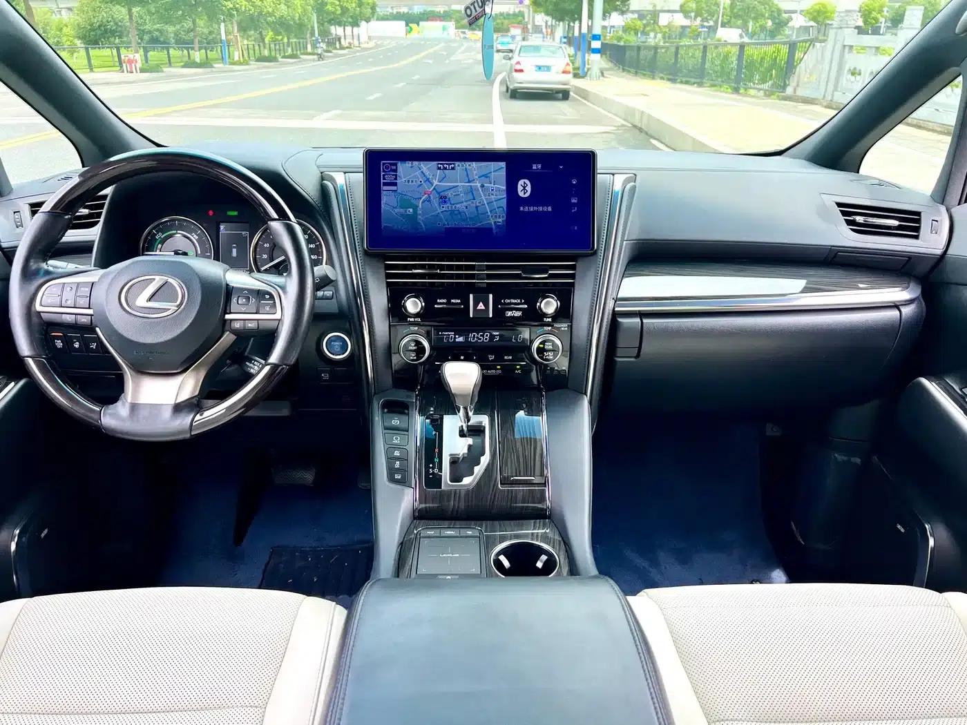 Lexus LM 2020 300h 7-Seat Elegant Edition — миниатюра 5