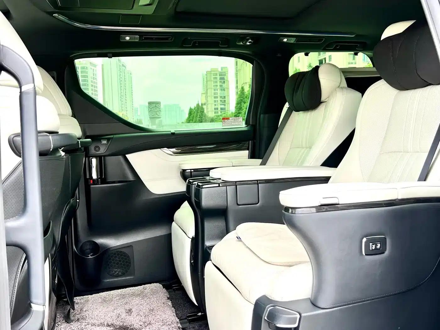 Lexus LM 2020 300h 7-Seat Elegant Edition — миниатюра 7