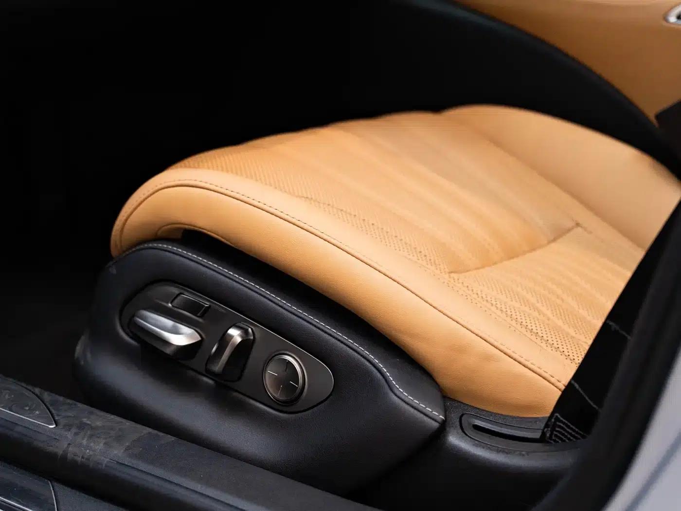 Lexus LS 2021 500h Premium Edition — миниатюра 20