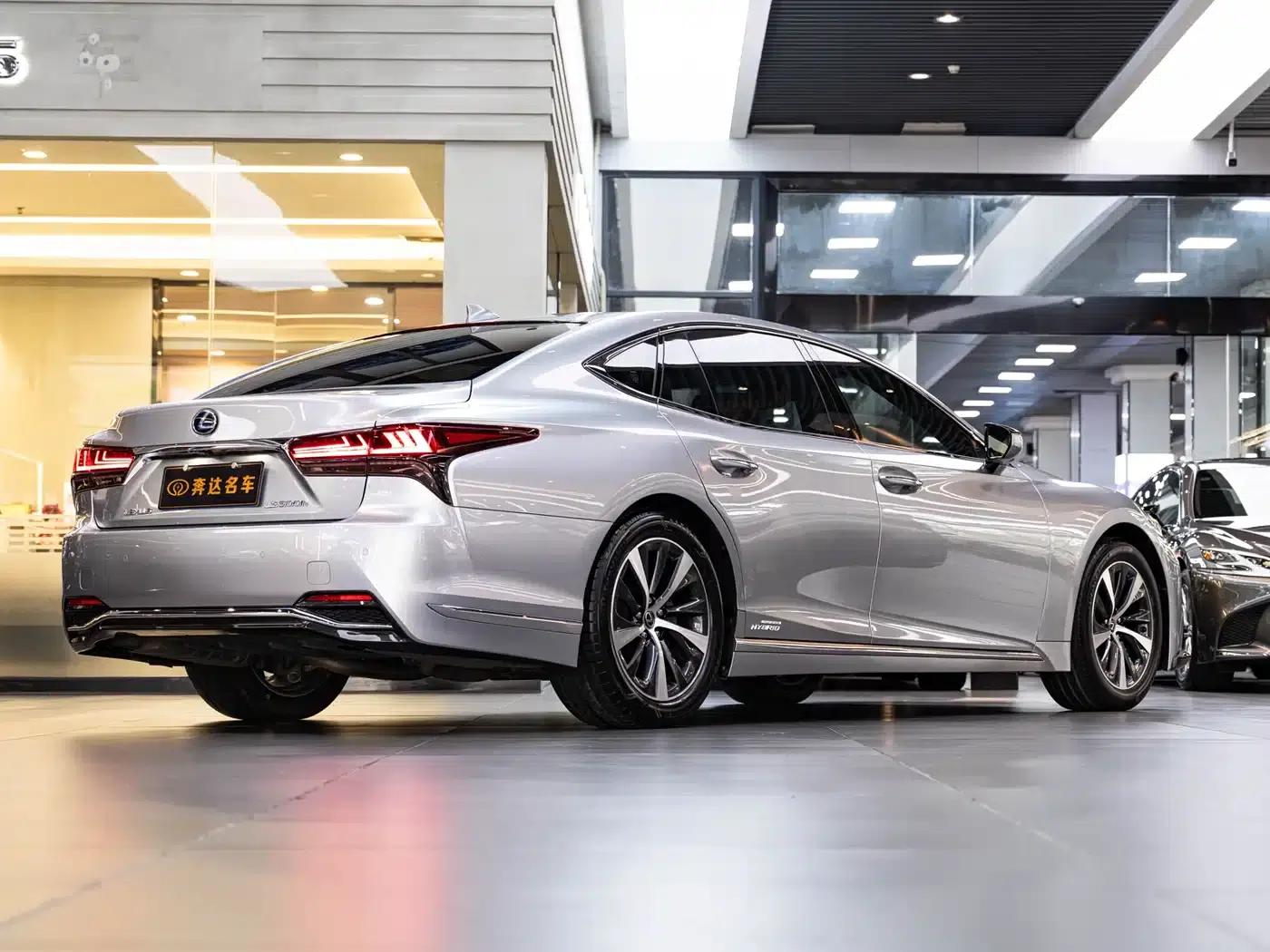 Lexus LS 2021 500h Premium Edition — миниатюра 3