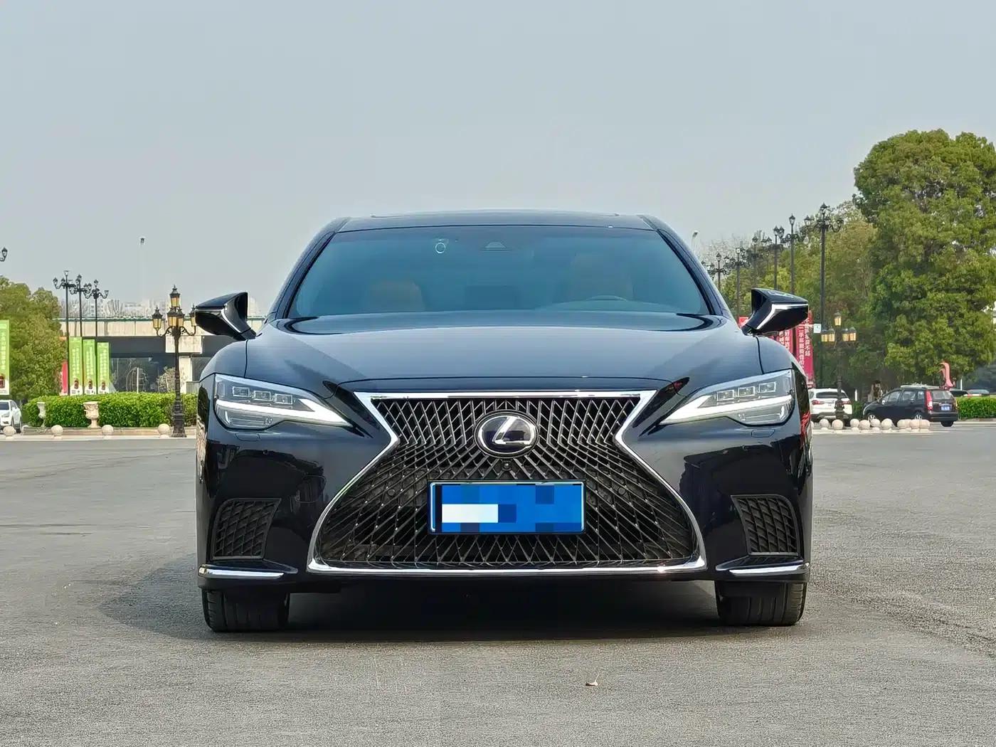 Lexus LS 2020 500h Premium Edition (China VI Emission Standard) — миниатюра 2
