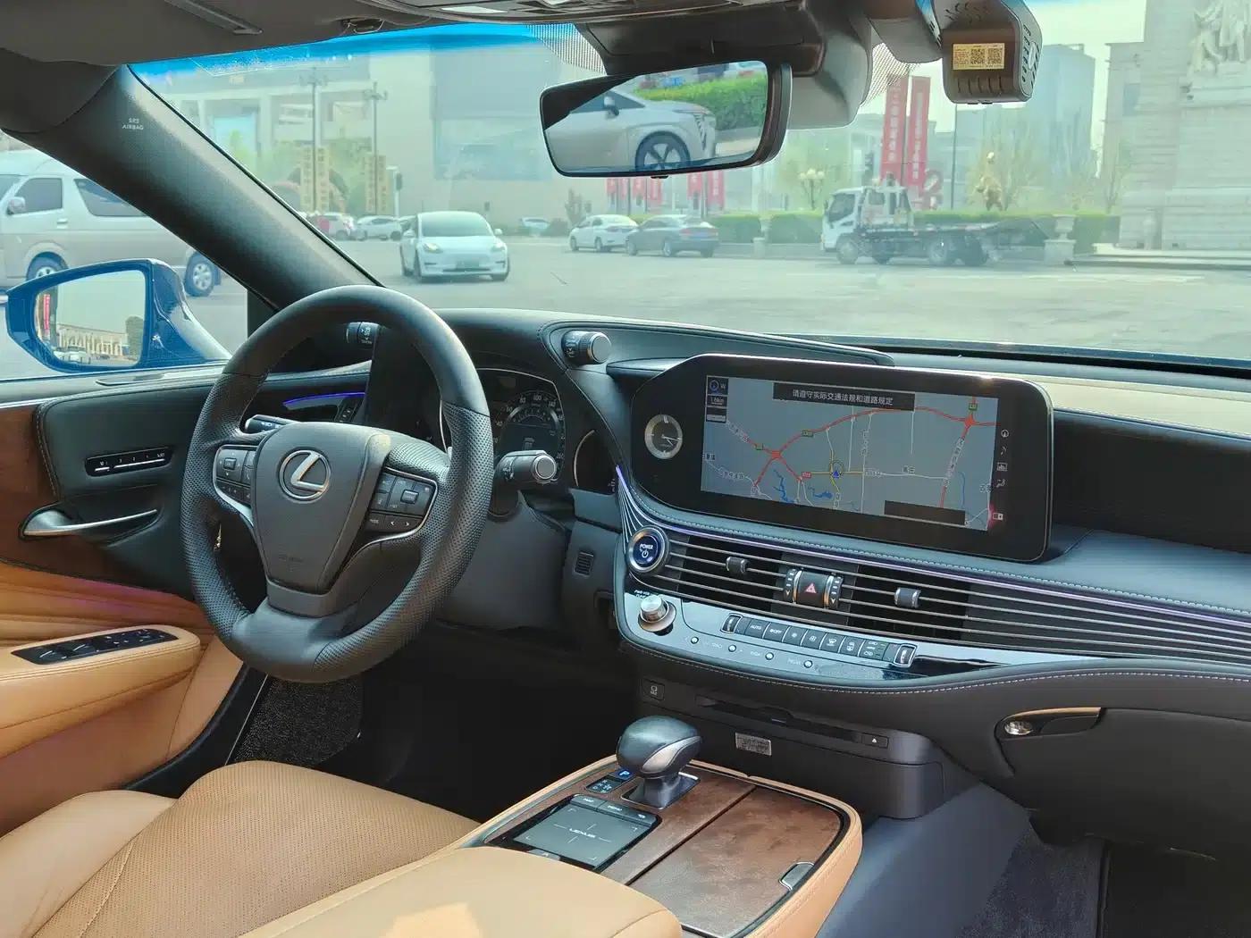 Lexus LS 2020 500h Premium Edition (China VI Emission Standard) — миниатюра 12