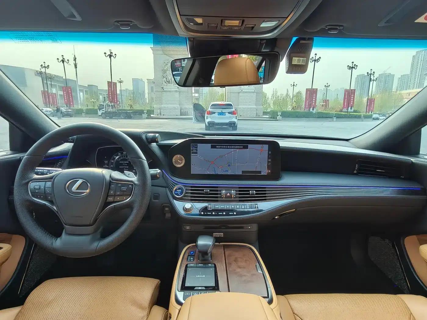 Lexus LS 2020 500h Premium Edition (China VI Emission Standard) — миниатюра 14