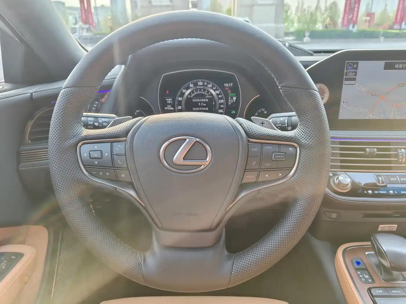 Lexus LS 2020 500h Premium Edition (China VI Emission Standard) — миниатюра 15