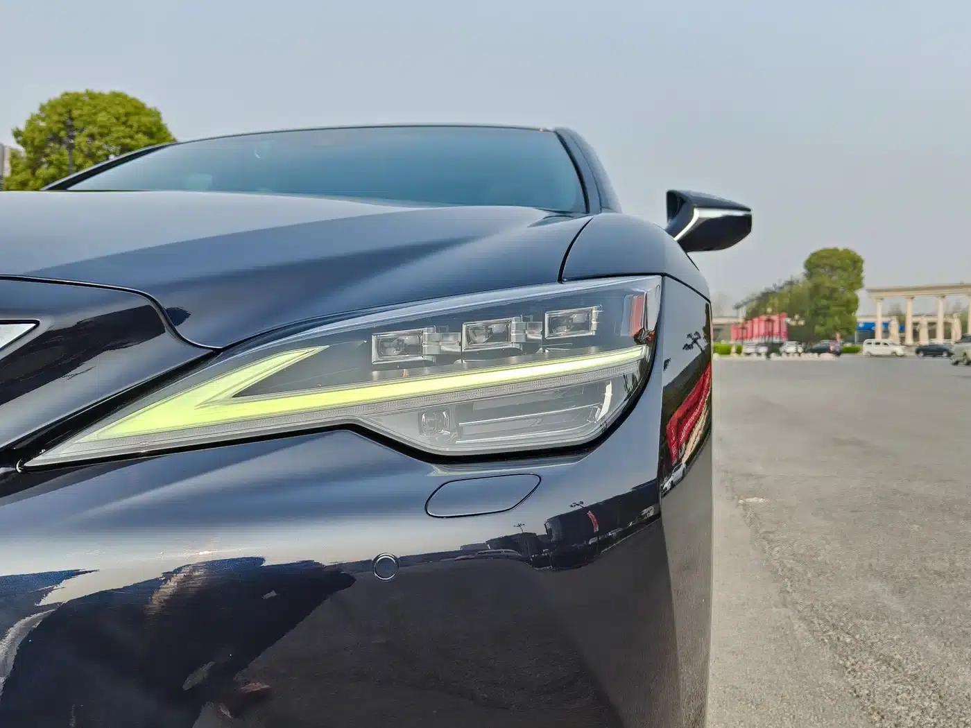 Lexus LS 2020 500h Premium Edition (China VI Emission Standard) — миниатюра 8