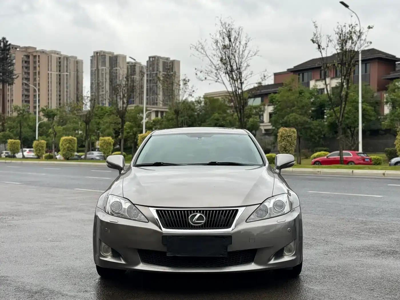 Lexus IS 2009 300 — миниатюра 2