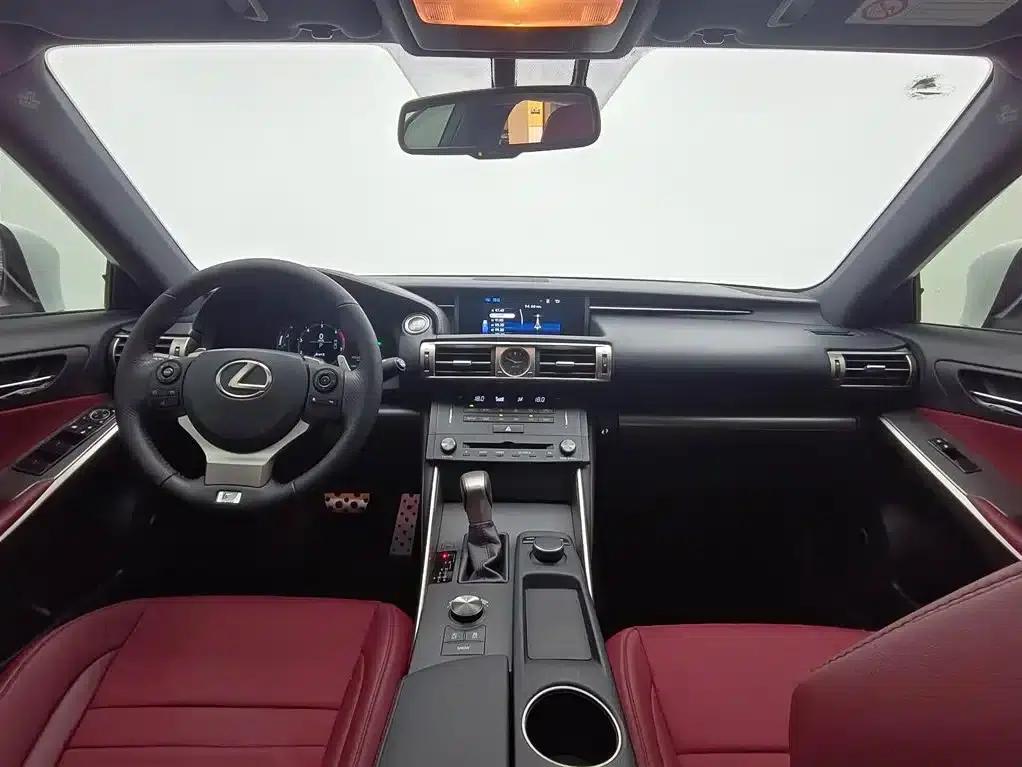 Lexus IS 2015 200t F SPORT — миниатюра 12