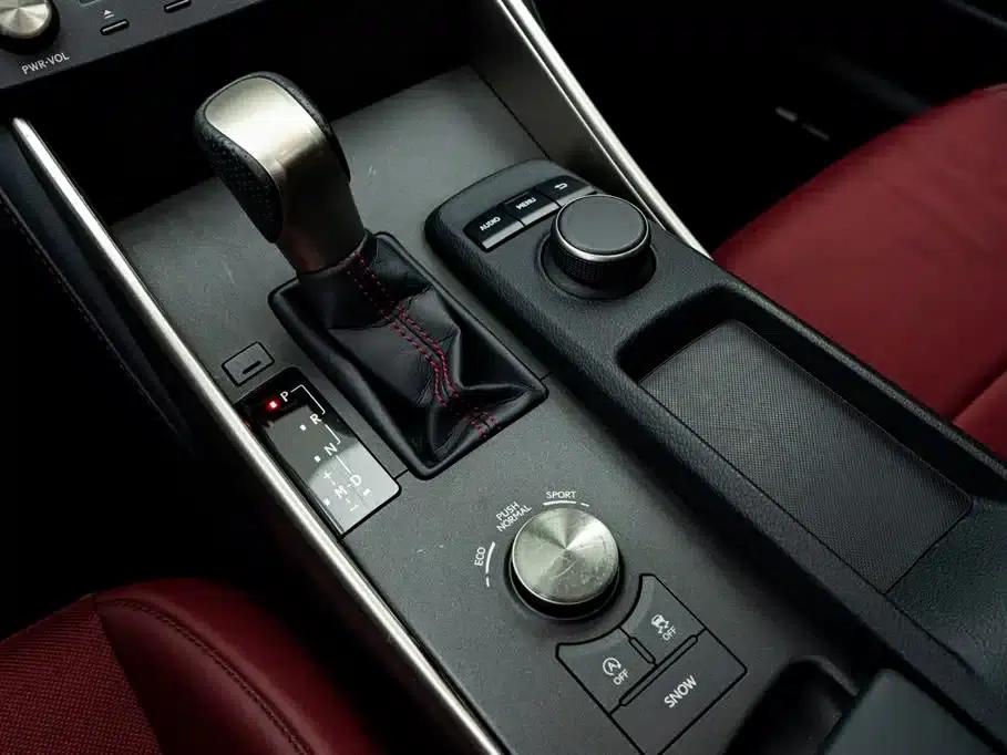 Lexus IS 2015 200t F SPORT — миниатюра 15