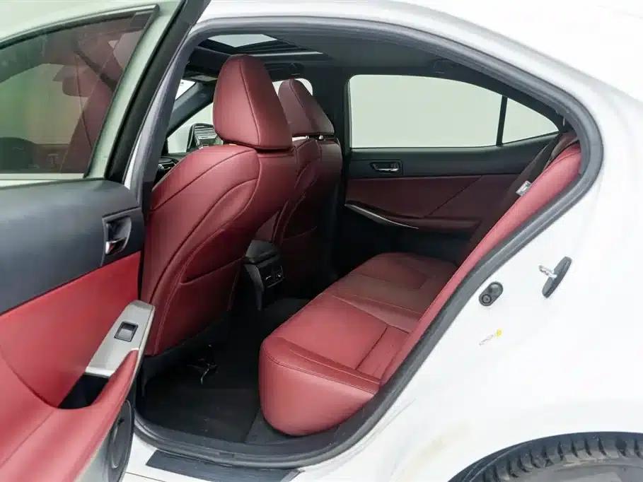 Lexus IS 2015 200t F SPORT — миниатюра 21