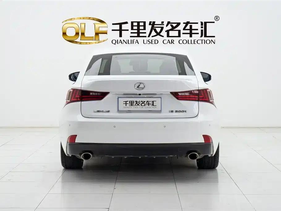 Lexus IS 2015 200t F SPORT — миниатюра 5