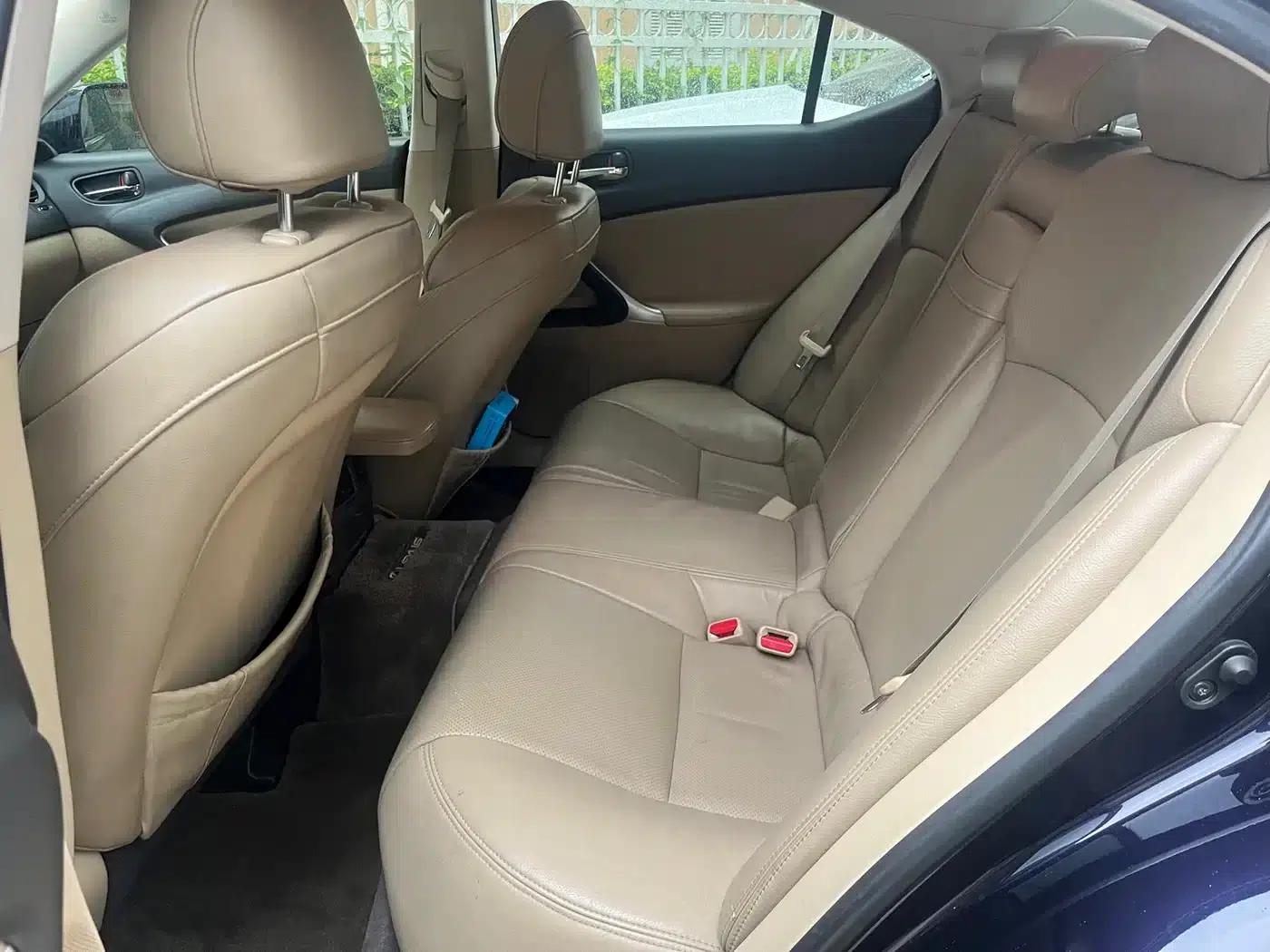 Lexus IS 2009 300 — миниатюра 9