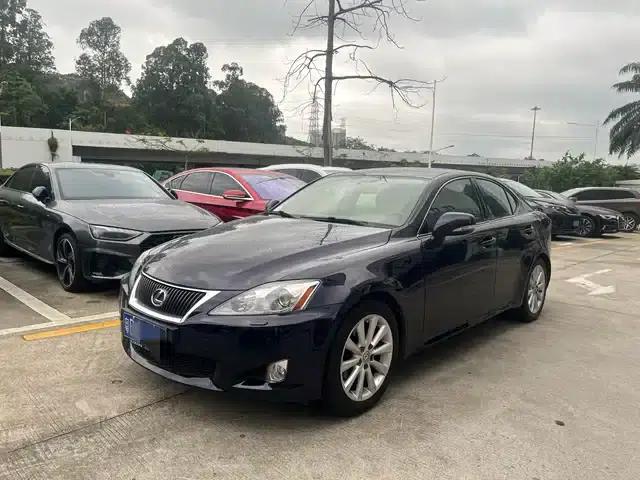 Lexus IS 2009 300