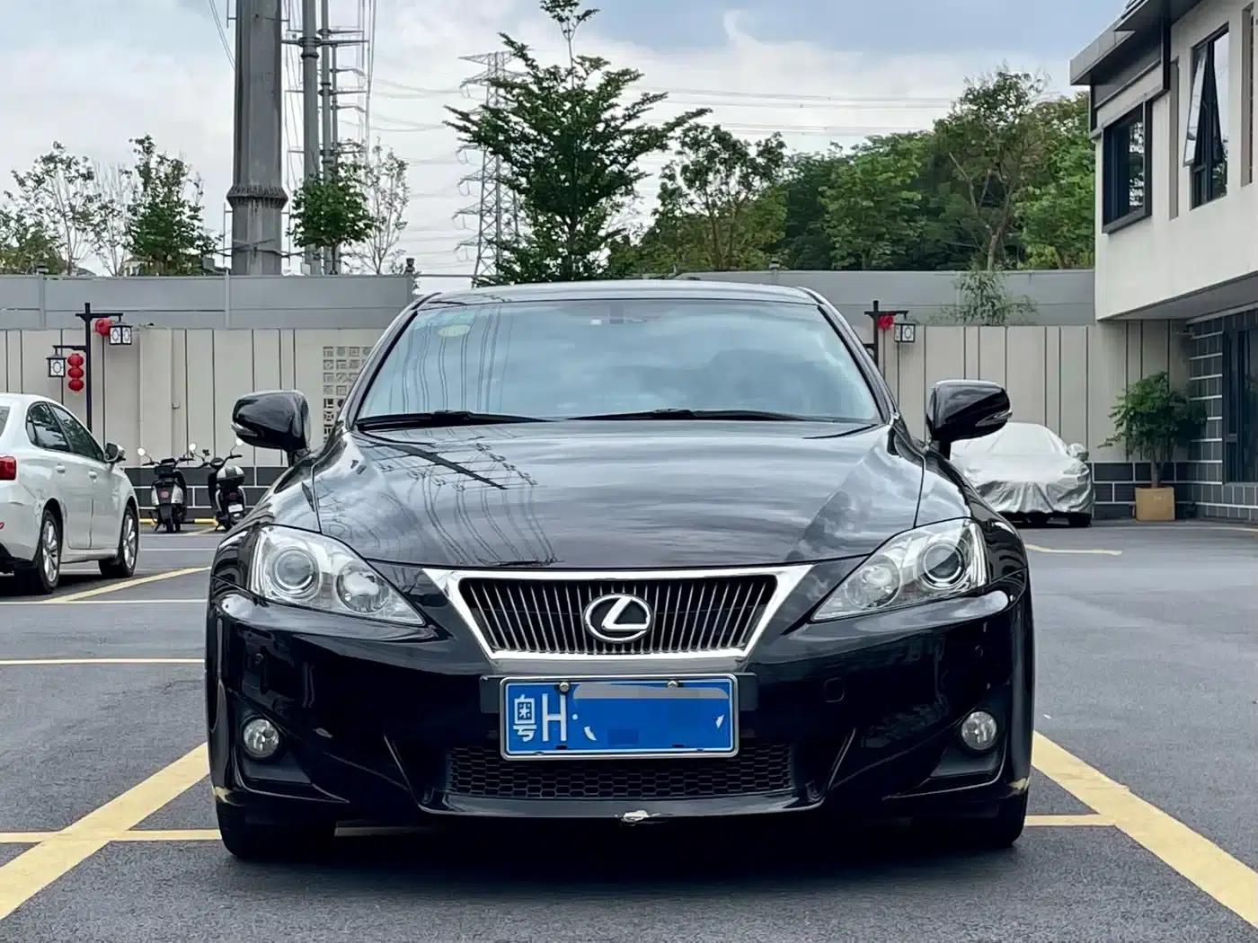 Lexus IS 2011 250 Sport Edition — миниатюра 2