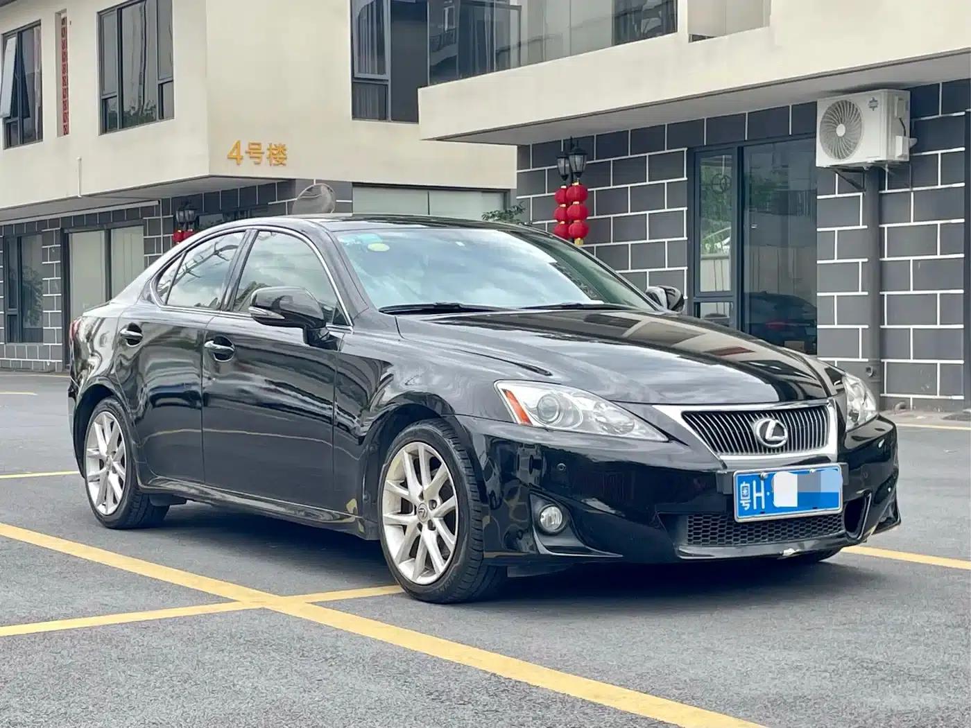 Lexus IS 2011 250 Sport Edition — миниатюра 3