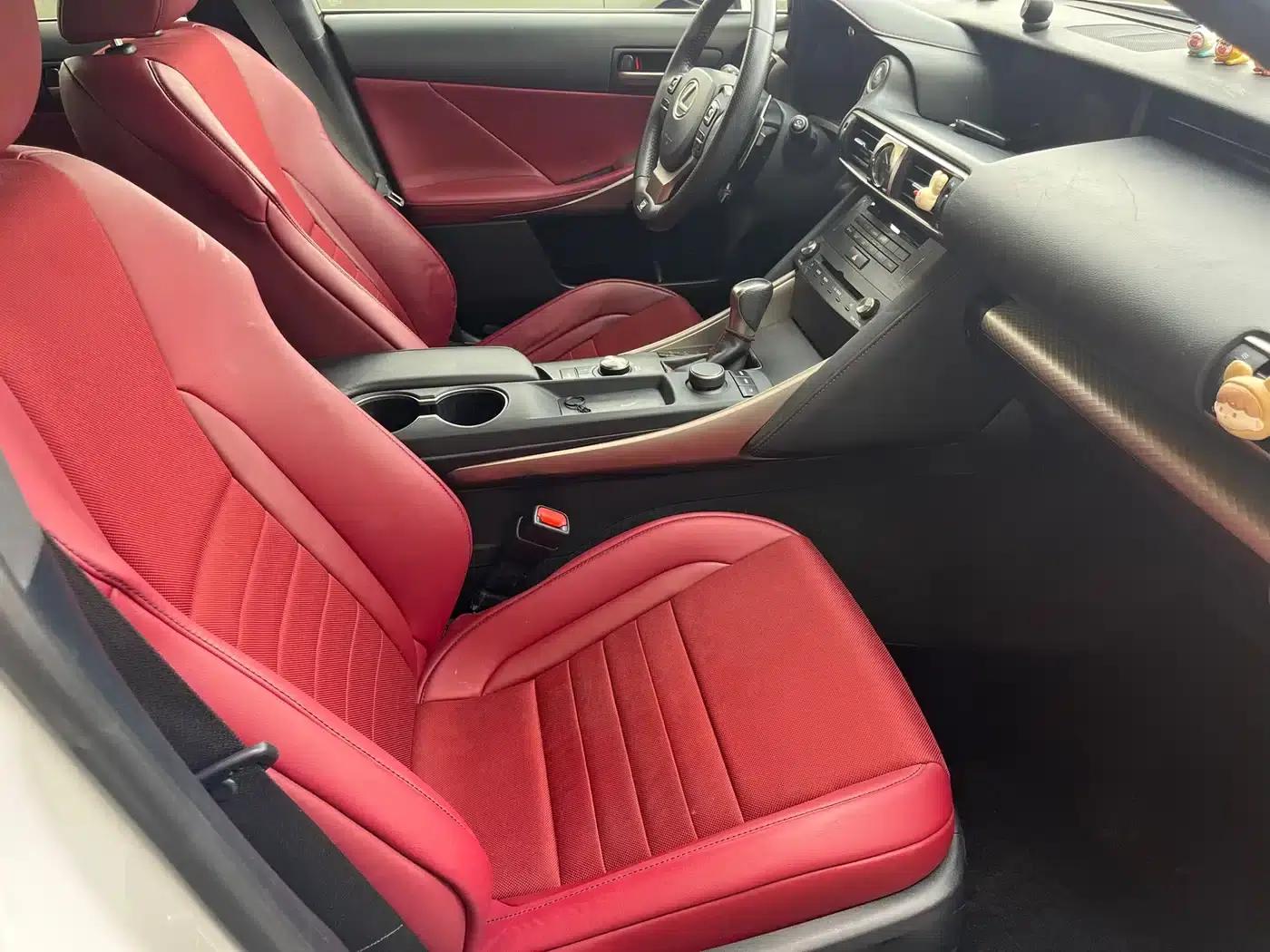 Lexus IS 2017 300 F SPORT Edition — миниатюра 12