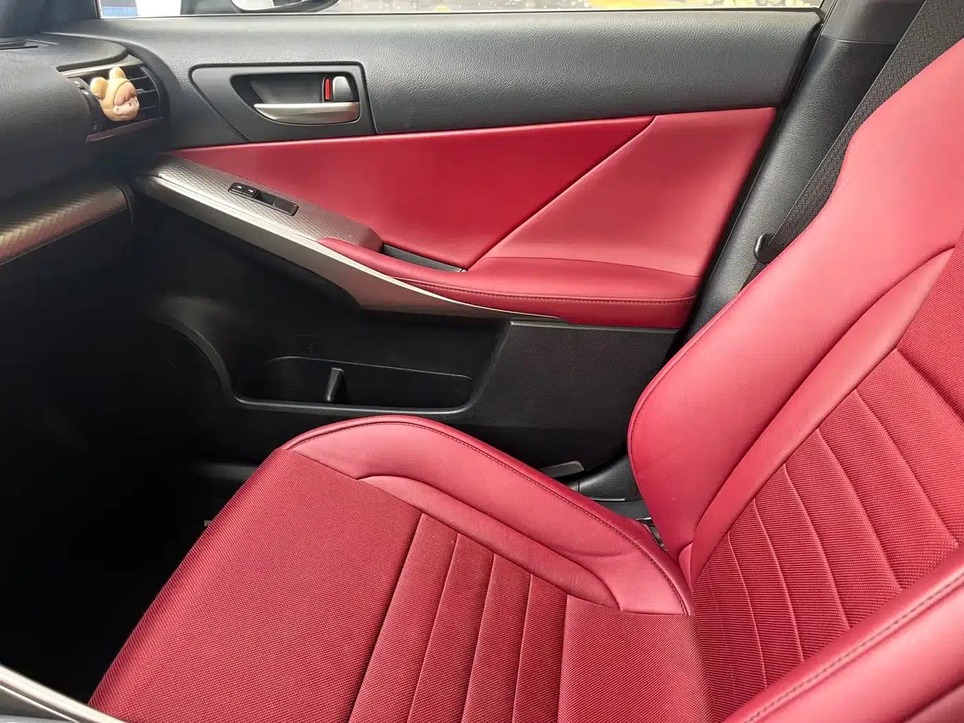 Lexus IS 2017 300 F SPORT Edition — миниатюра 16