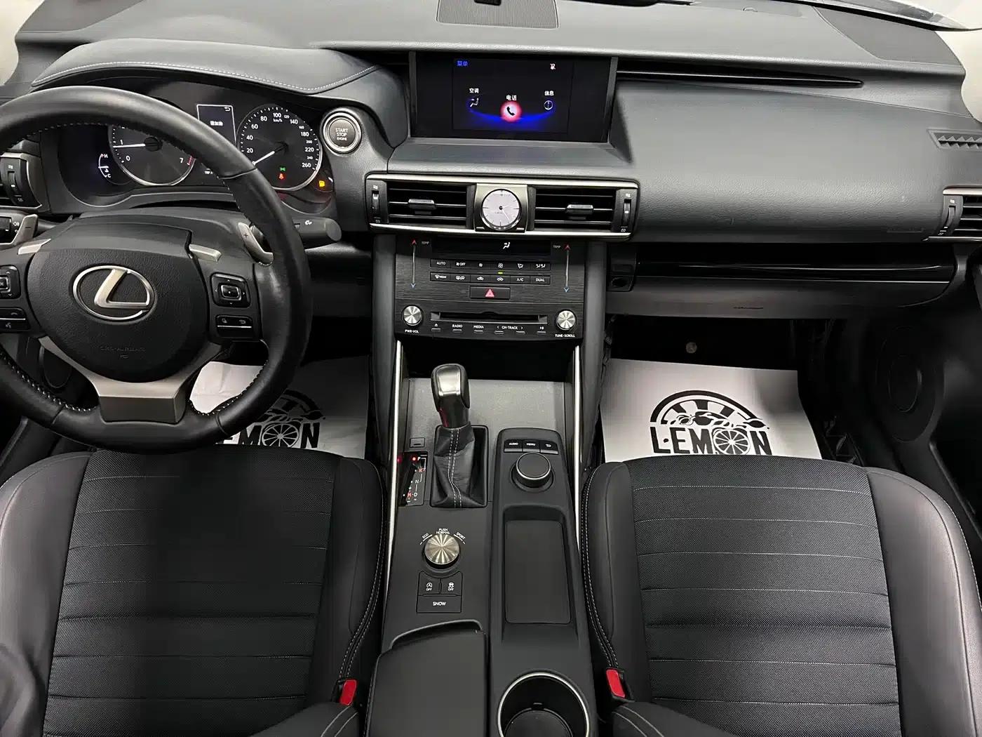 Lexus IS 2017 300 Leading Edition — миниатюра 19